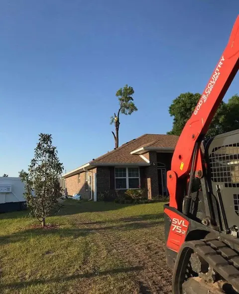 God's Country Kubota SVL75-2 track loader on site in DeLand, FL